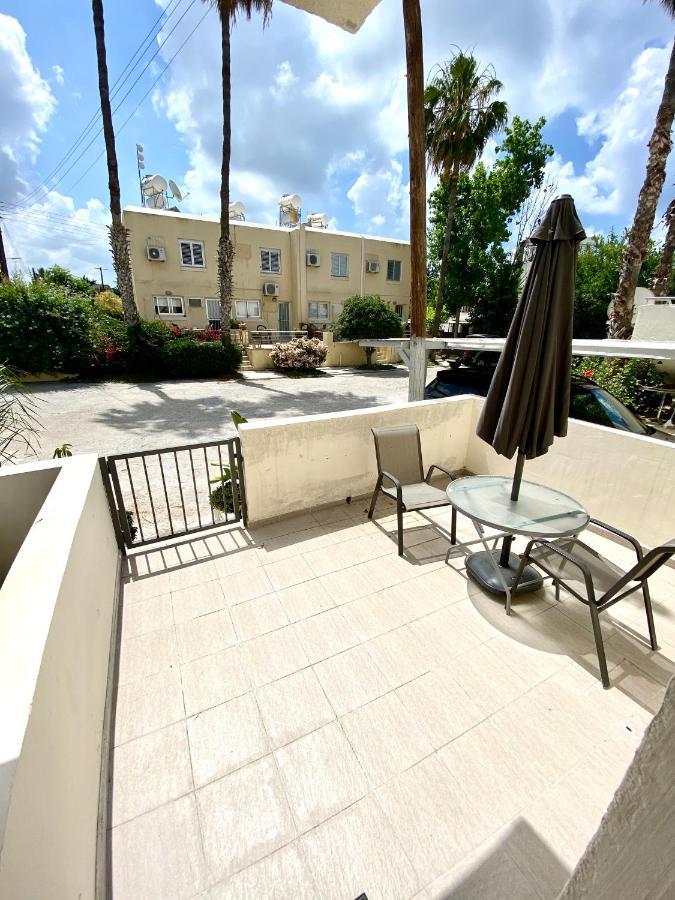 Luxury Industrial House 8 Apartment Paphos Exterior photo